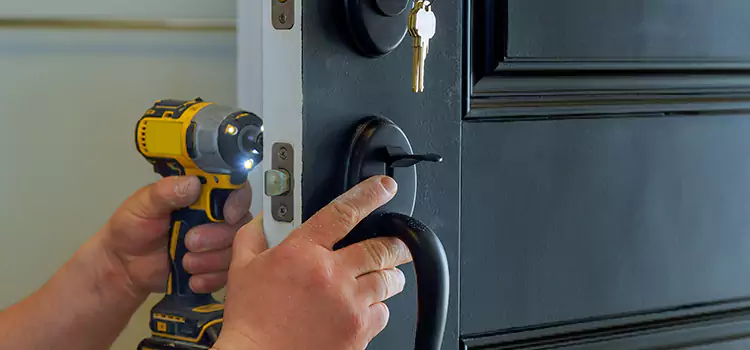 Commercial Door Lock Installation Colonia