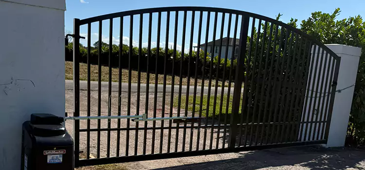 Driveway Fence Repair Colonia