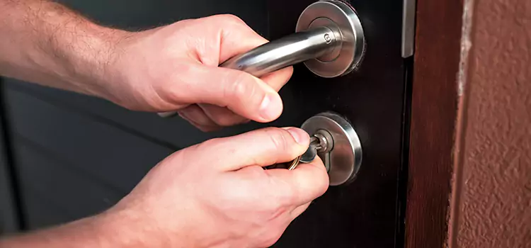 Door Closer Repair & Installation Colonia